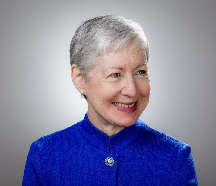 Suzanne deTreville